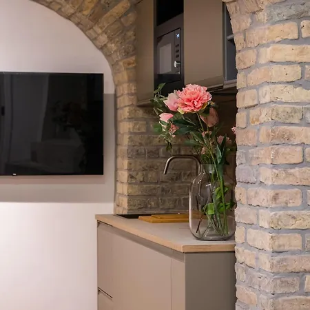 Spacious In Mitte- Feel The Citycenter Apartment