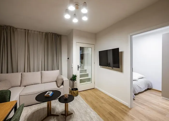Spacious In Mitte- Feel The Citycenter Apartamento Berlín