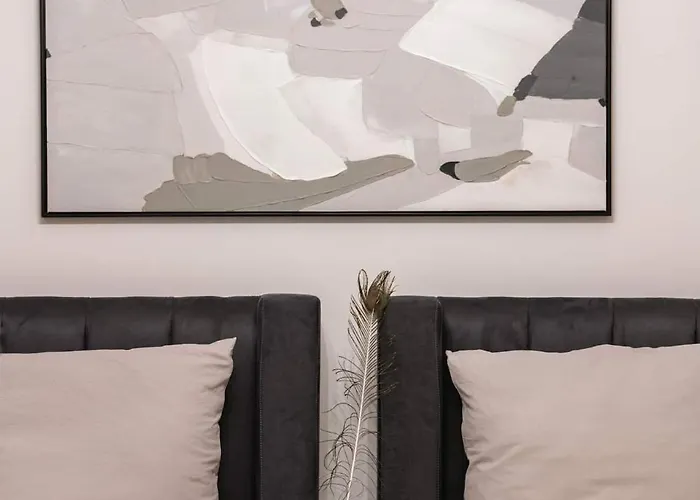 Spacious In Mitte- Feel The Citycenter Apartamento Berlín