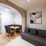 公寓 Spacious In Mitte- Feel The Citycenter *