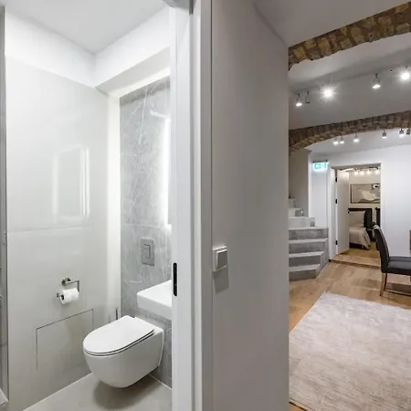 아파트 Spacious In Mitte- Feel The Citycenter