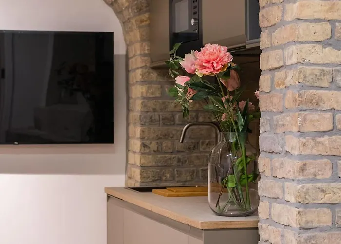 Spacious In Mitte- Feel The Citycenter شقة